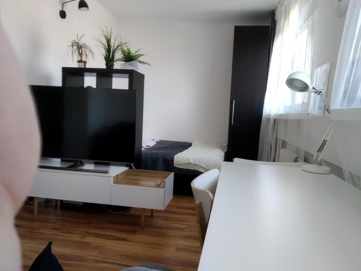 Apartament Mazowiecka 125 Краків Екстер'єр фото